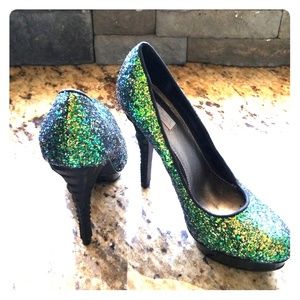 Amazing green glitter sky high heels